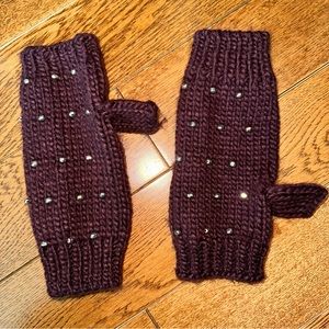 Beaded fingerless gloves